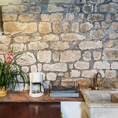 Hébergement de vacances Casina Del Monte A Monte In *
