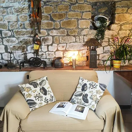 Casina Del Monte A Monte In Casa vacanze *