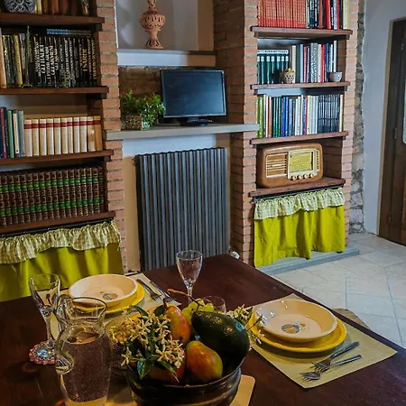 Casa vacanze Casina Del Monte A Monte In *